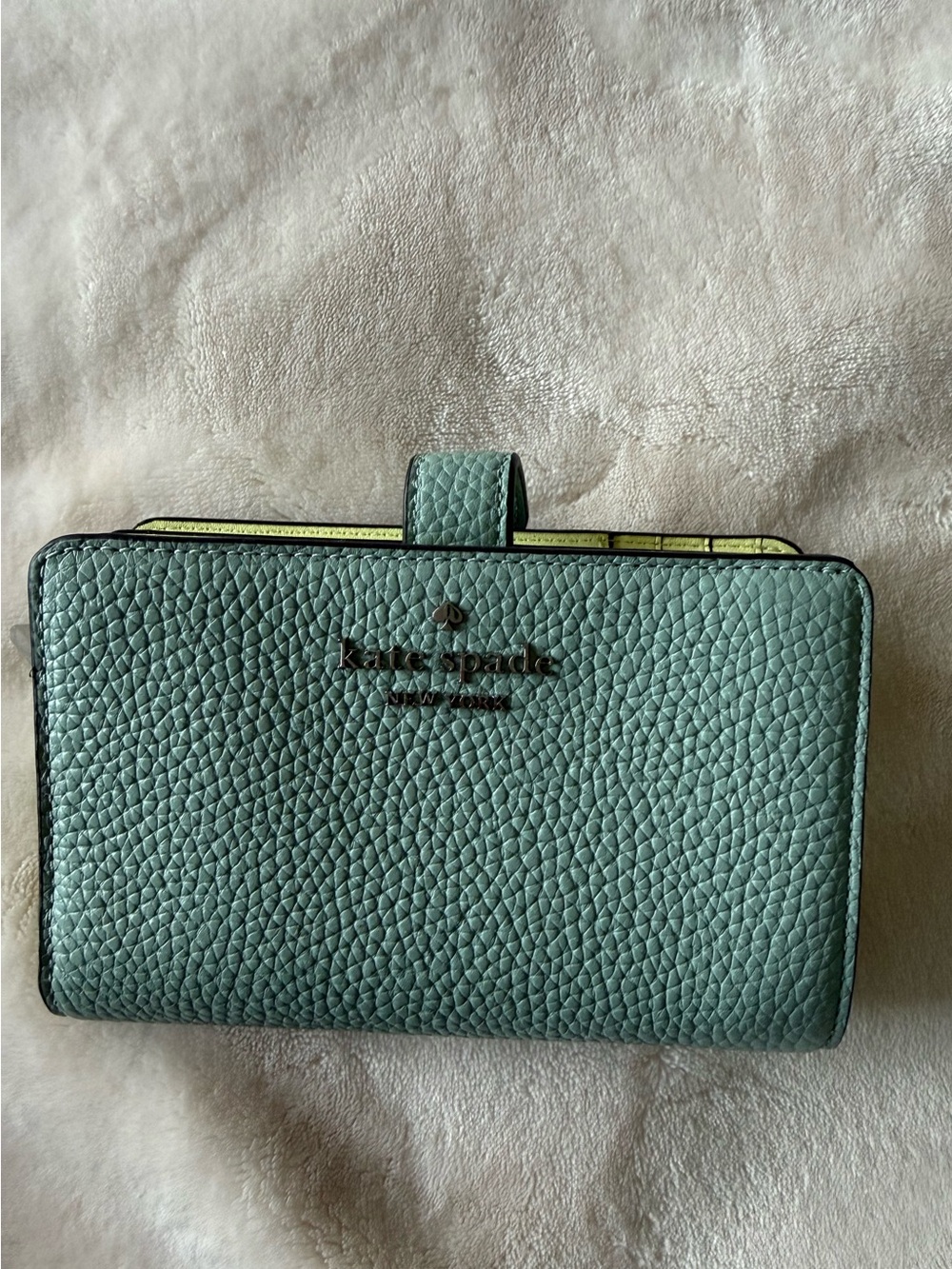 NEW Kate Spade Pebbled Leather Wallet